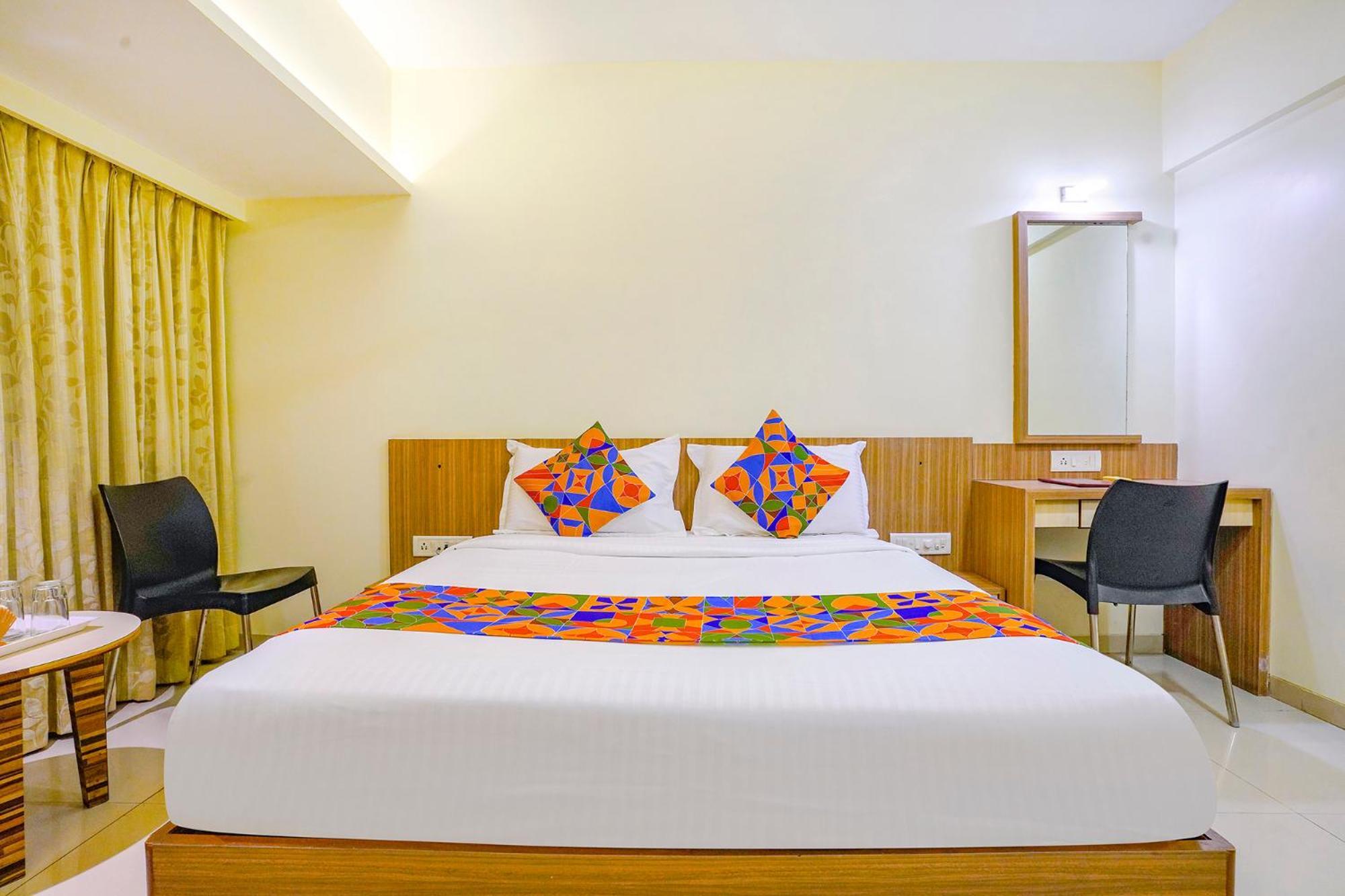 Fabexpress Kuber - Nr Apmc Vashi, Navi Mumbai Hotel ภายนอก รูปภาพ