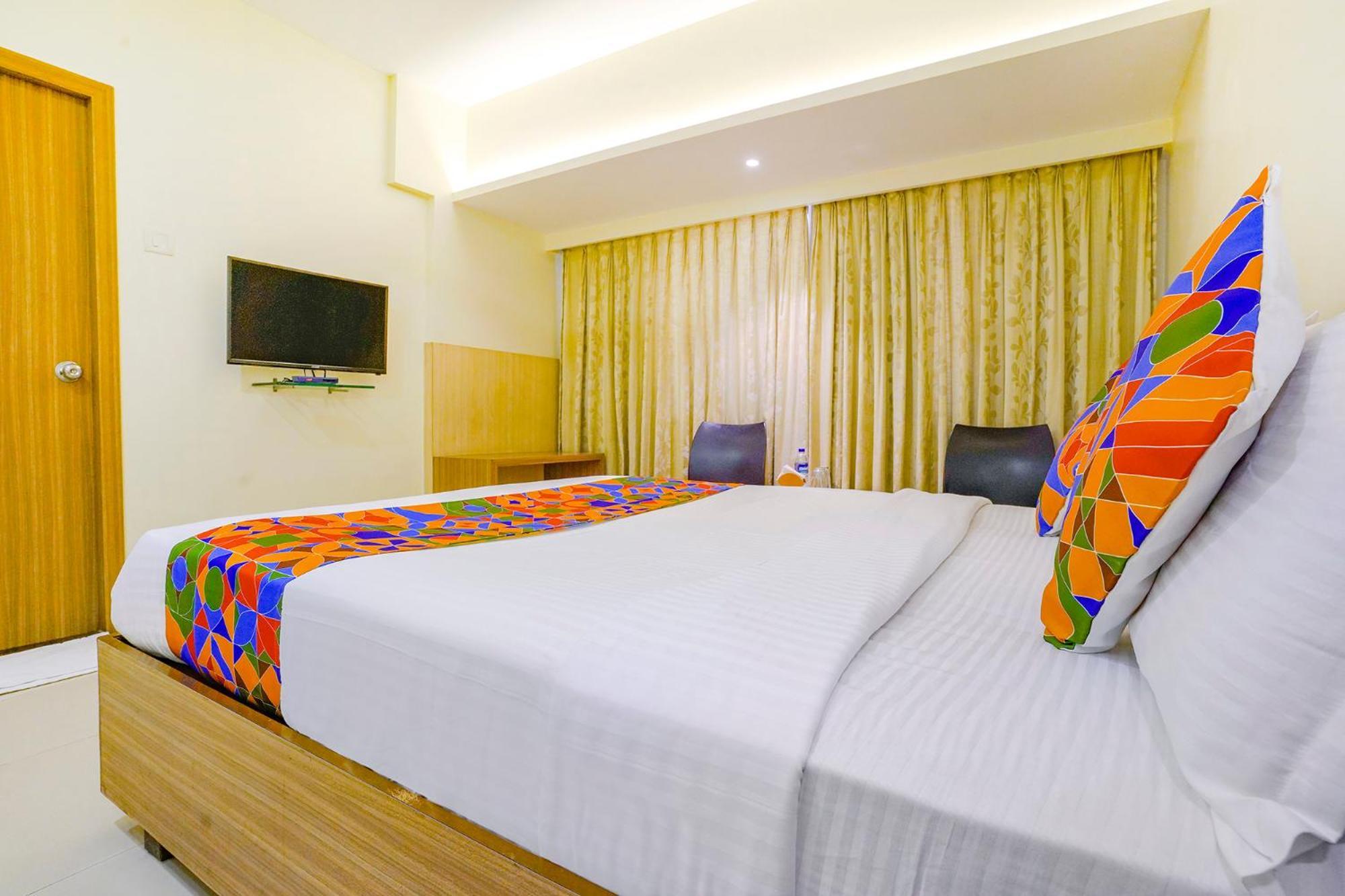 Fabexpress Kuber - Nr Apmc Vashi, Navi Mumbai Hotel ภายนอก รูปภาพ
