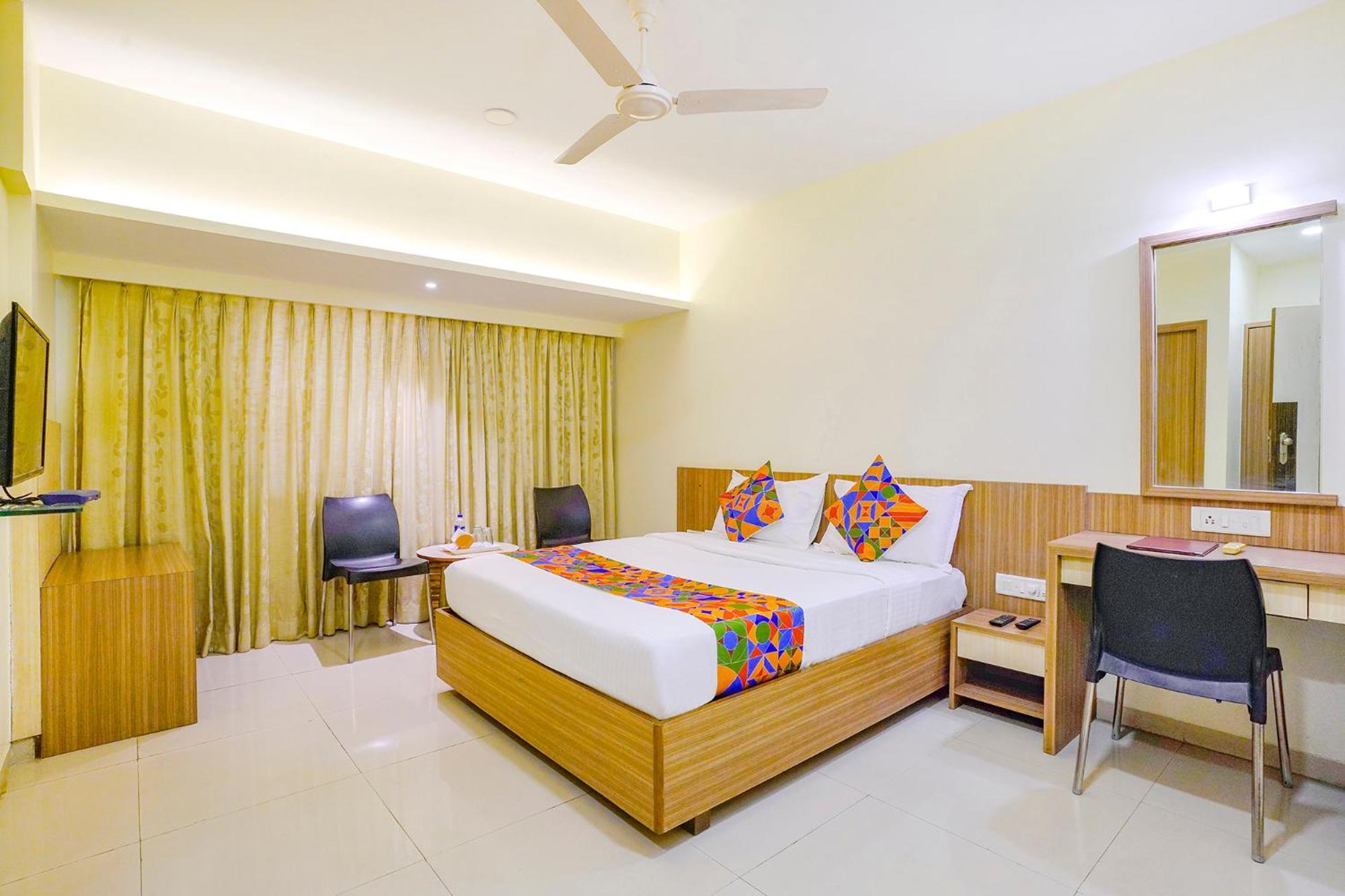 Fabexpress Kuber - Nr Apmc Vashi, Navi Mumbai Hotel ภายนอก รูปภาพ