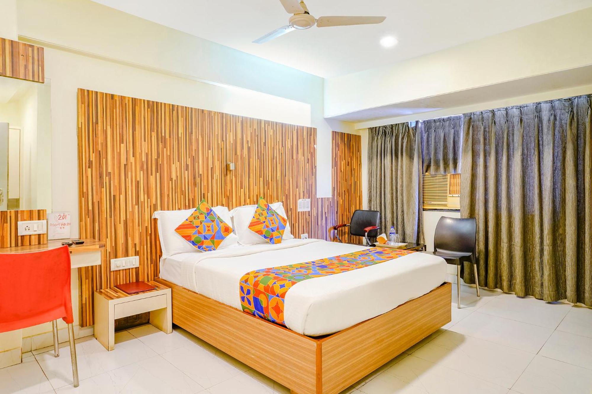 Fabexpress Kuber - Nr Apmc Vashi, Navi Mumbai Hotel ภายนอก รูปภาพ